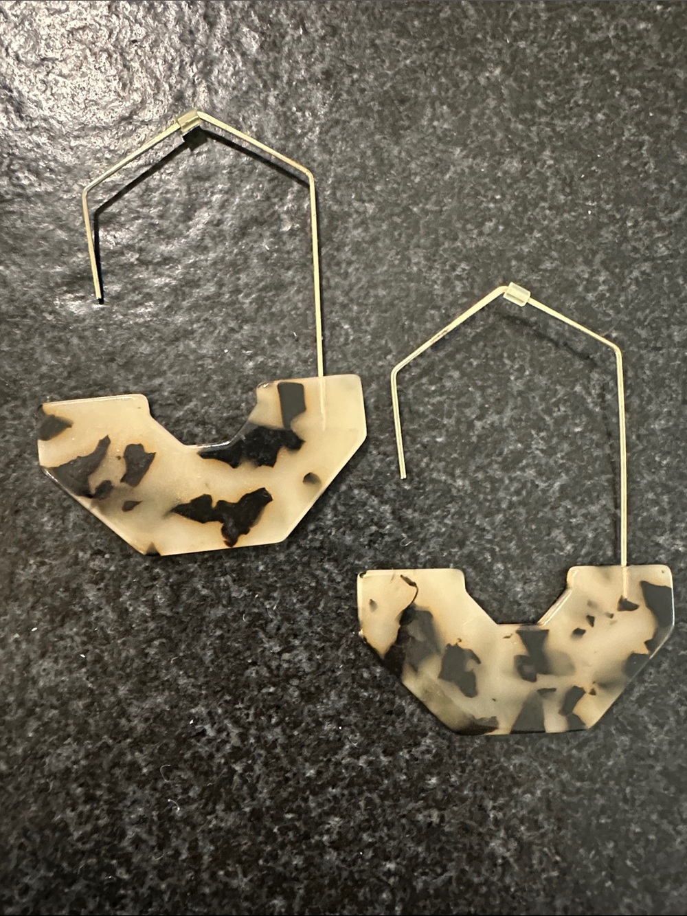 Neutral Tortoise Geometric Drop Earrings - Beige and Black